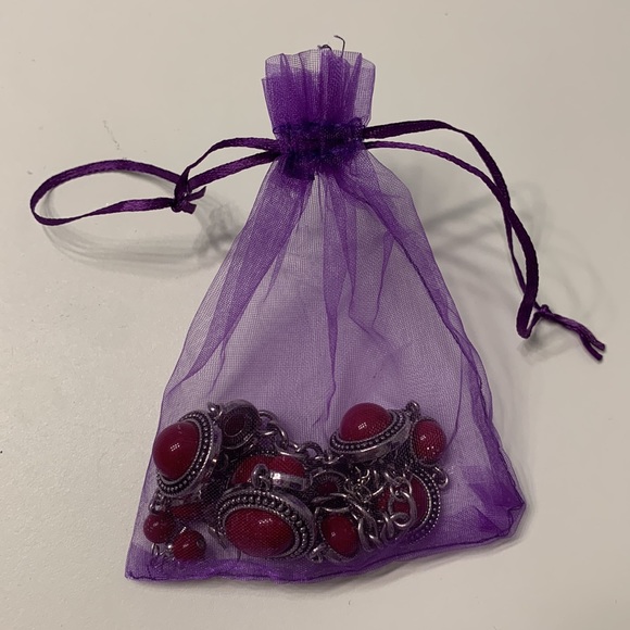 NWOT Red Stone Necklace - Picture 6 of 6